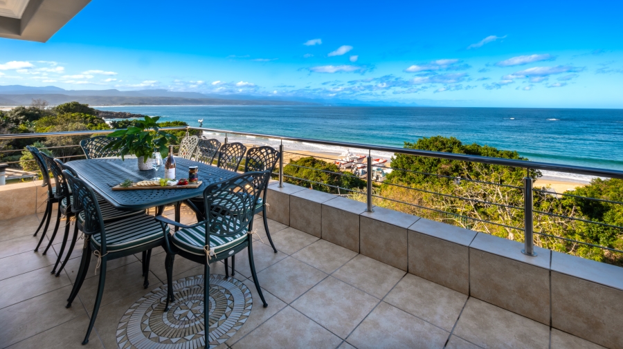 7 Bedroom Property for Sale in Beacon Isle Western Cape